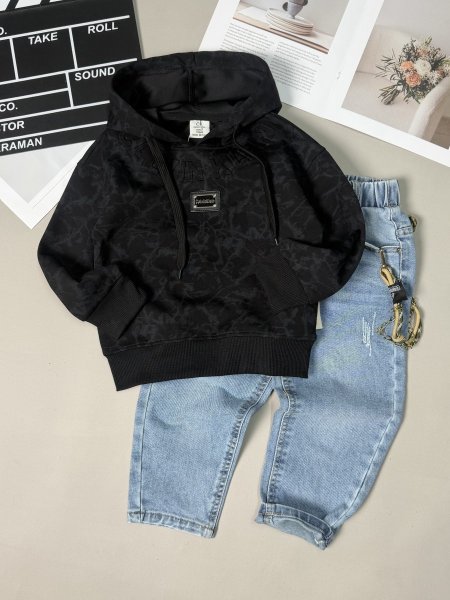 طقم ولادي Calvin Klein ربيعي 2-10