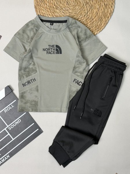 ترينج ولادي صيفي The North Face 4-8