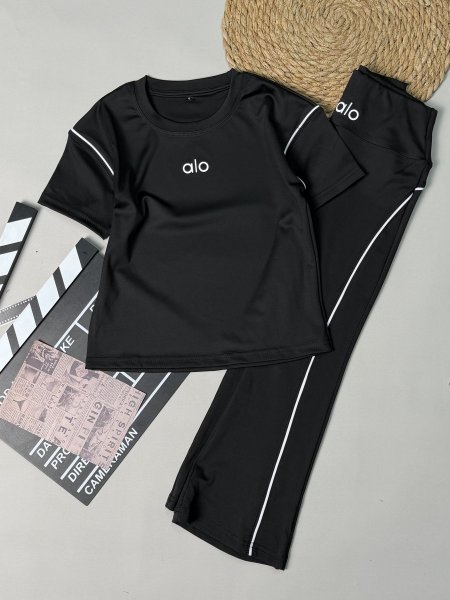 اسود ( ابيض )