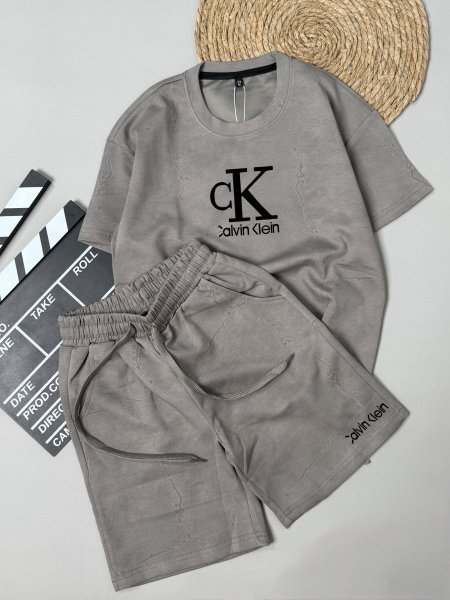 تيرنج ولادي ckalvin kline 12-20