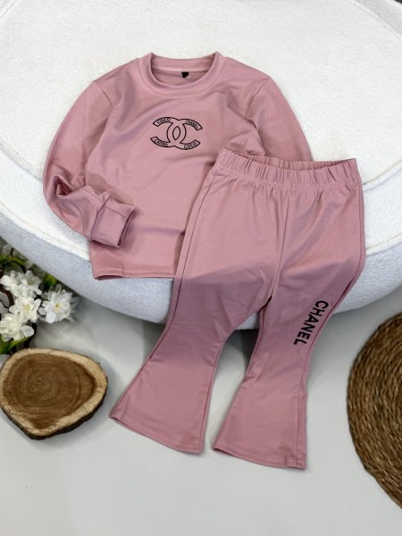 ترينج بناتي ربيعي CHANEL