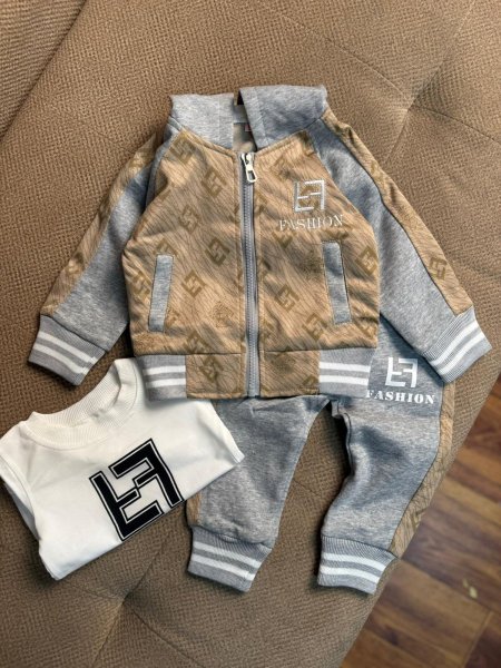 طقم ولادي VERSACE شتوي 3 قطع