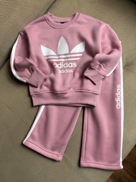 ترينج بناتي adidas شتوي