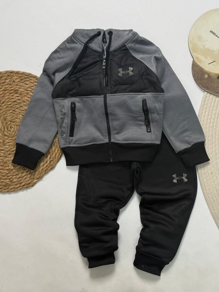 اسود و رمادي