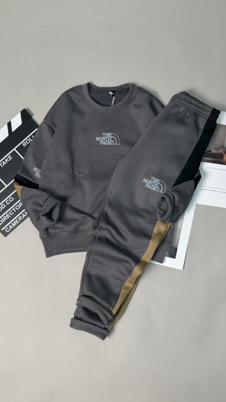 ترينج ولادي محير The North Face 12-18