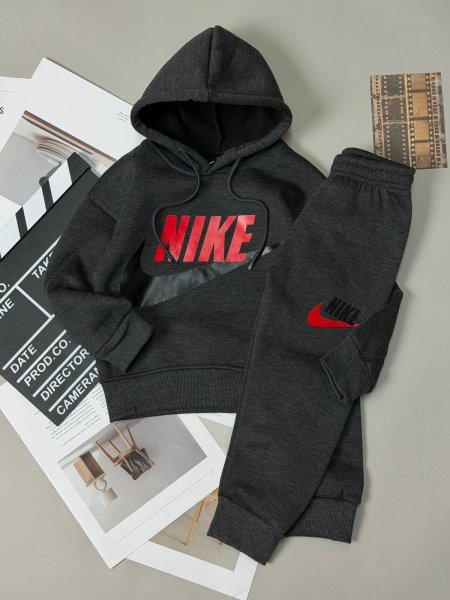 ترينج ولادي شتوي NIKE 2-10